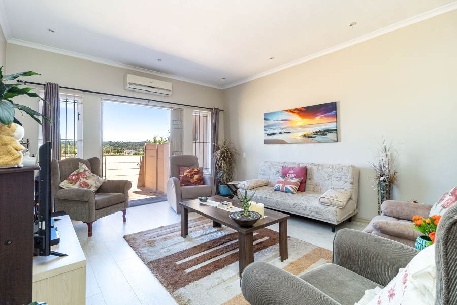 1 Bedroom Property for Sale in Sonstraal Heights Western Cape